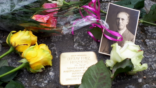 Stolperstein für Gustav Herzberg