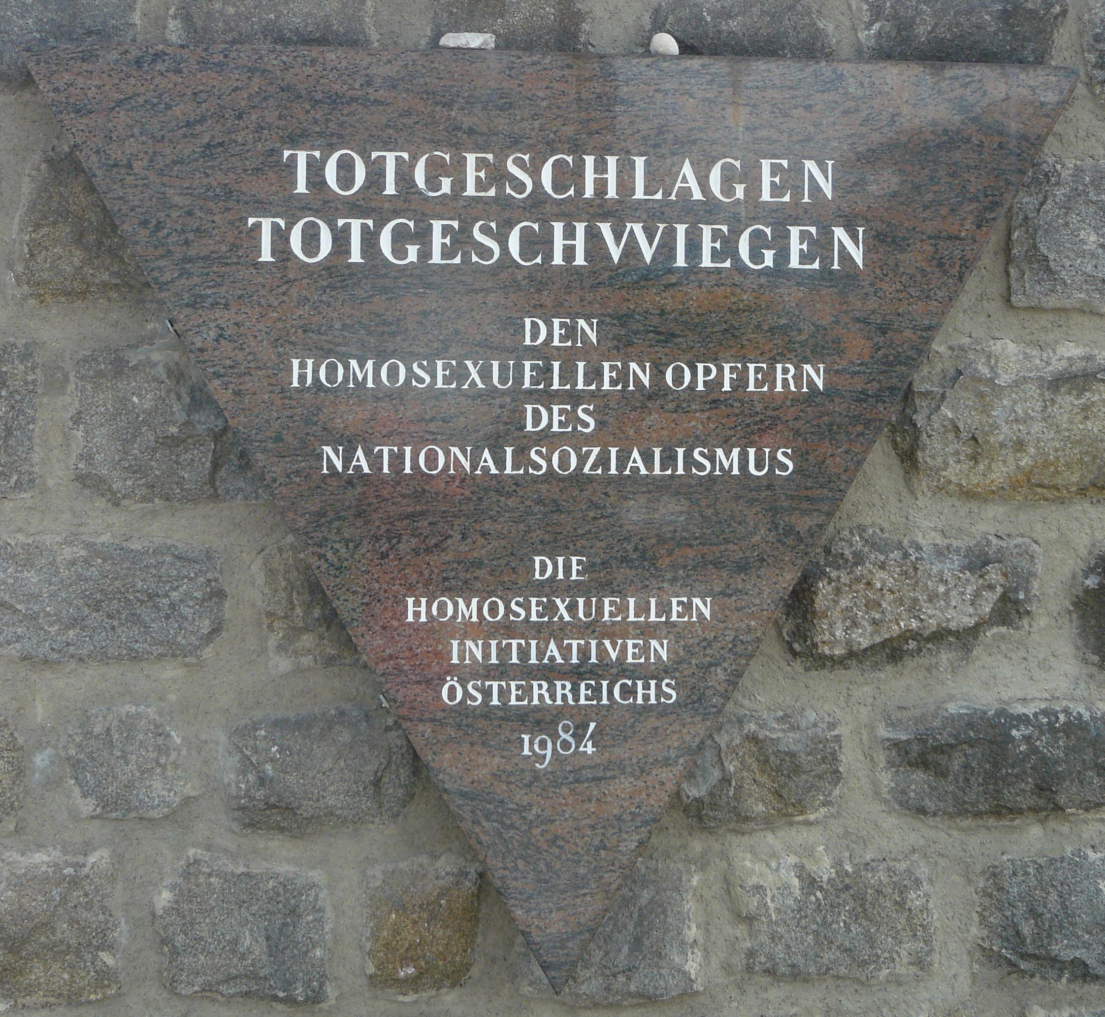 Gedenktafel f&uuml;r homosexuelle Opfer des KZ Mauthausen
